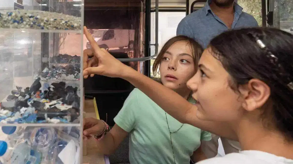 Dobidob İzmir yollarında çocuklar doğa nöbetinde