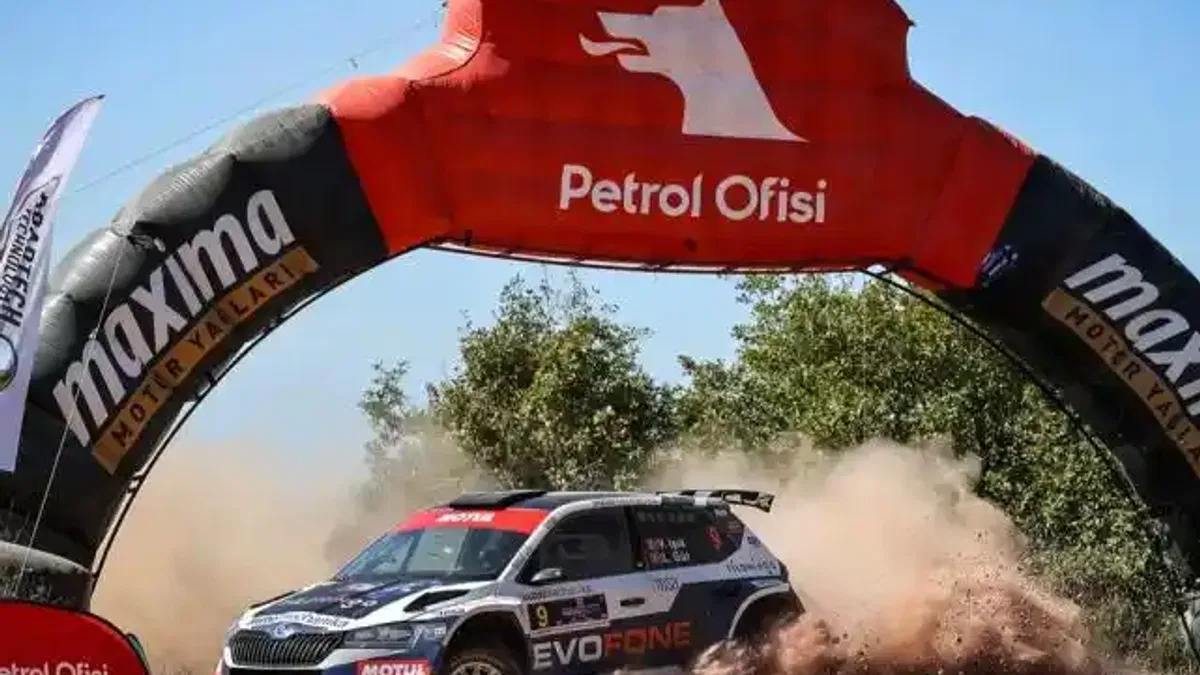 Kocaeli Rallisi'ni Banaz-Ahıskalı ekibi kazandı
