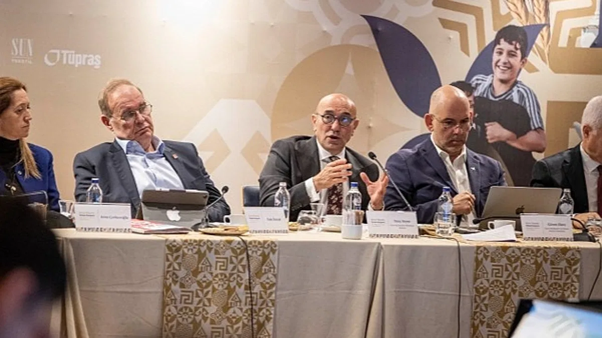 Başkan Soyer Üçüncü Yüksek İstişare Kurulu'nda konuştu "Maratonun sonuna doğru yaklaşıyoruz"