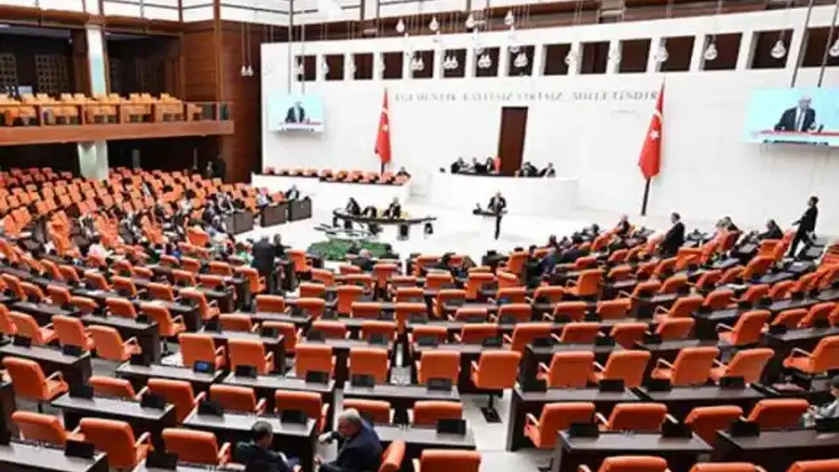 TSK personeline ilişkin teklif TBMM'de... İlk 28 madde kabul edildi