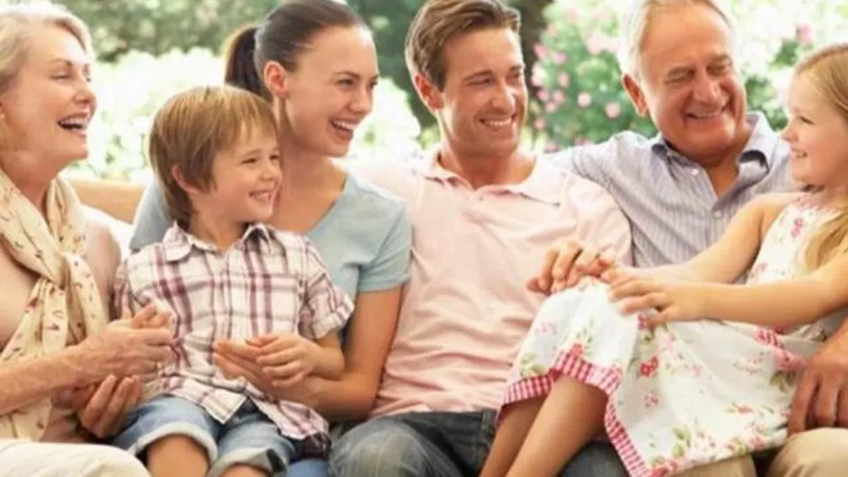 Bayram ziyaretleri kuşaklar arası iletişimi sağlıyor! Tatil olarak görülmesi ziyaretleri azaltıyor