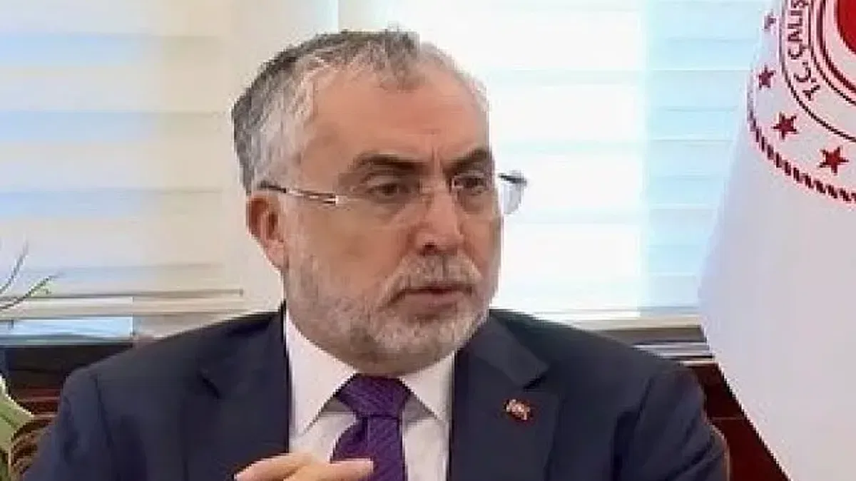 Bakan Işıkhan'dan asgari ücret ve emeklilik açıklaması
