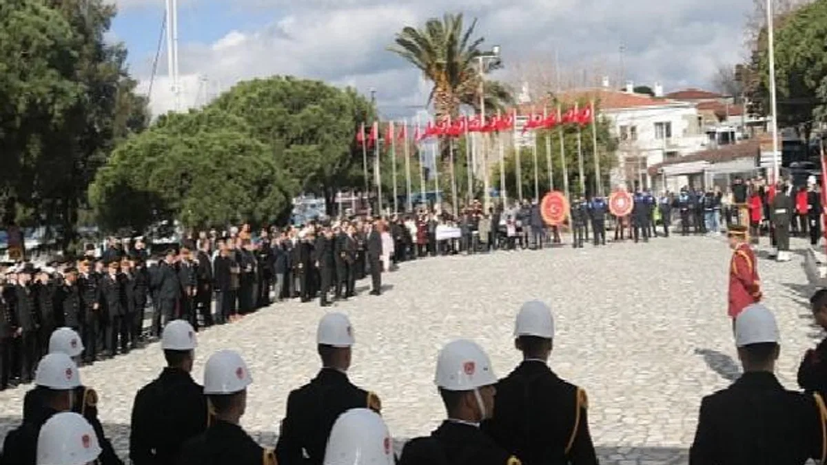 Çanakkale Zaferinin 108.Yıldönümü Foça'da Tören ve Etkinliklerle Kutlandı