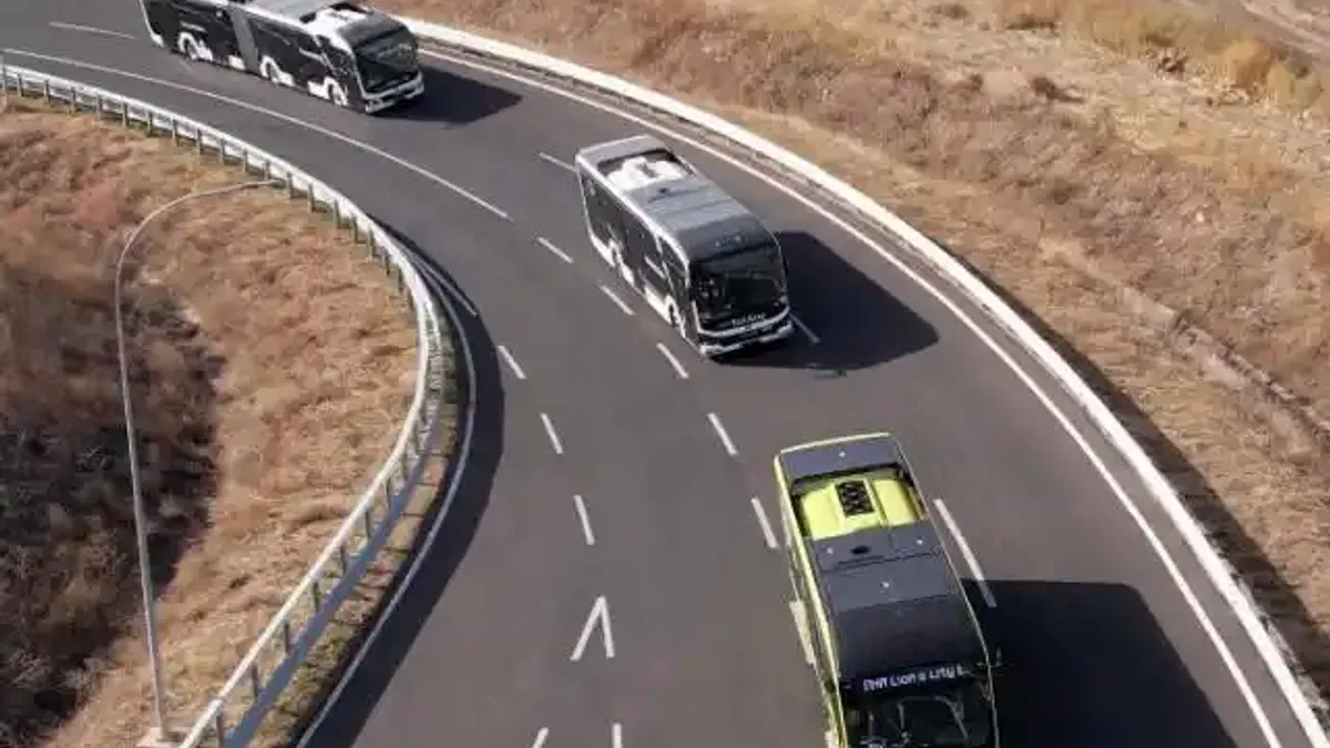 Alman Bakan elektrikli otobüsü Ankara'da test etti