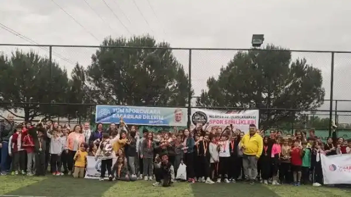 Öğrenciler Nilüfer'de geleneksel oyunlarda buluştu