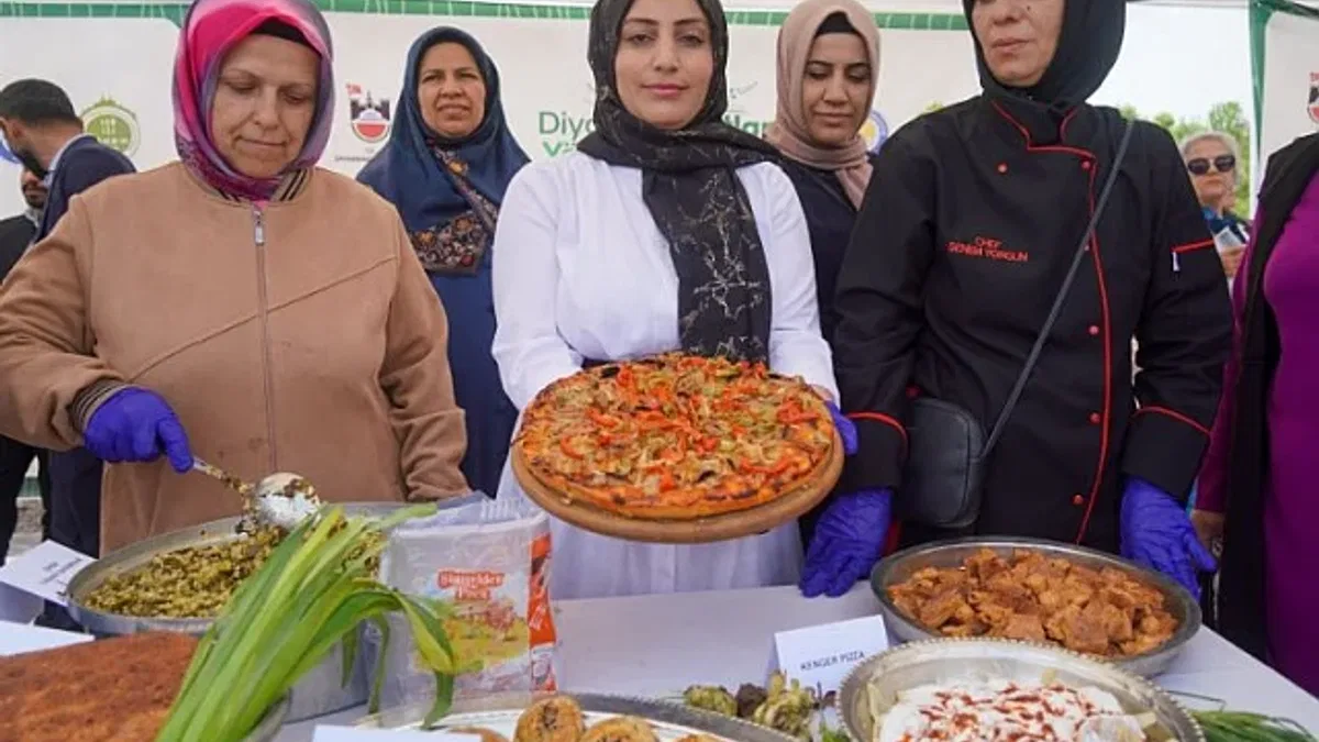 1. Diyarbakır Otları ve Şerbet Festivali düzenlendi