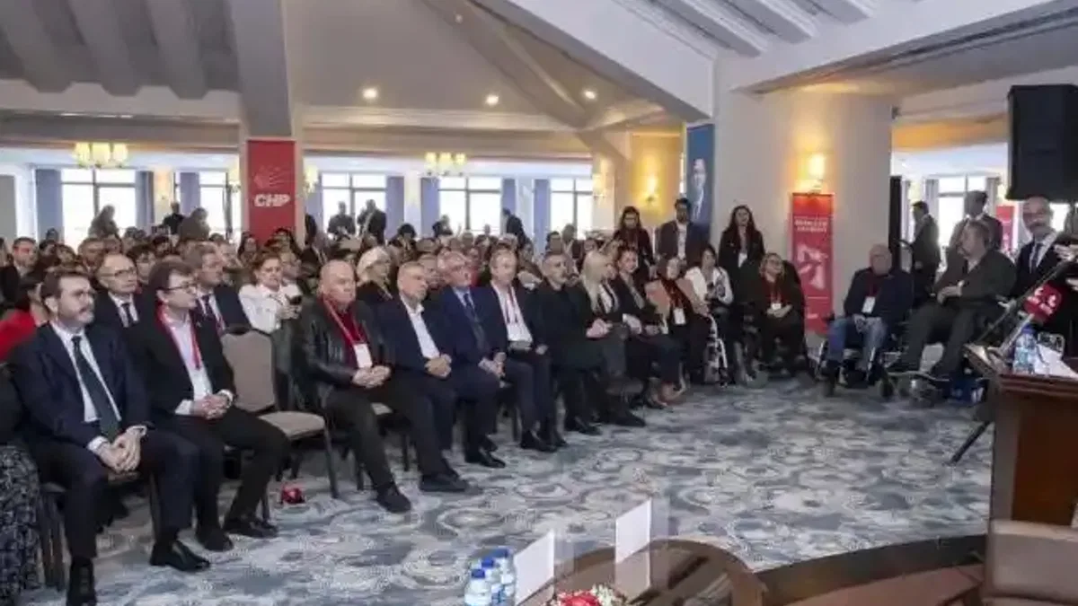 Aylin Nazlıaka: Türkiye'nin amiral gemisi İzmir