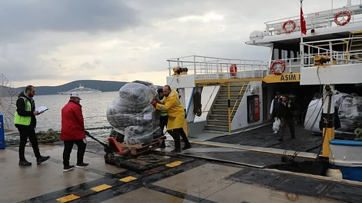 Komşu adalardan yardım seferberliğine Bodrum aracılık ediyor