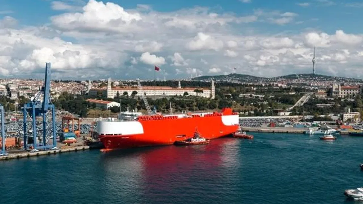 United Global Ro-Ro, AD Ports Group’un İki PCTC Feeder Gemisi ile Otomotiv Lojistiği Kapasitesini Genişletiyor