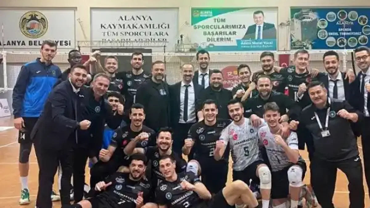 Bursa Büyükşehir Belediyespor set vermeden kazandı