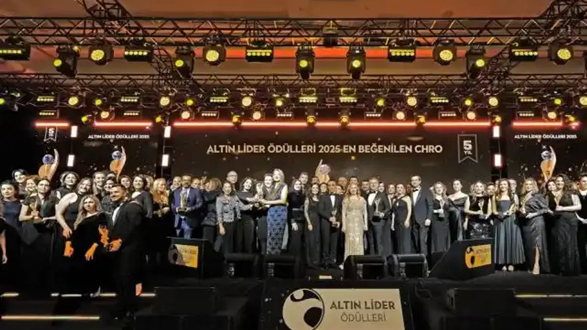 İnsan Kaynakları Sektörünün En Beğenilen CHRO'ları İş Dünyasının Oyları İle "Altın Lider" Ünvanını Aldı