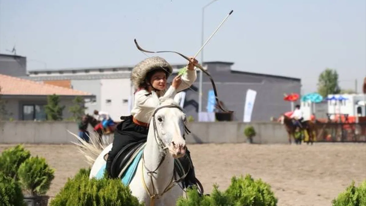 Atlı Okçuluk Türkiye Şampiyonası final yarışları, Kayseri'de devam ediyor