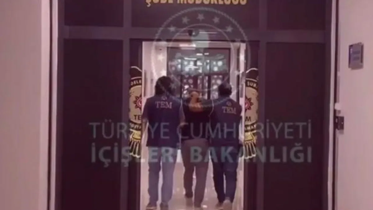 64 ilde FETÖ'ye 306 gözaltı!