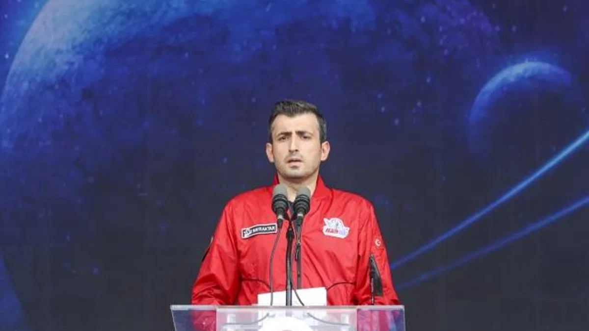 TEKNOFEST Yönetim Kurulu Başkanı Bayraktar: Kızılelma inşallah 2023 yılında uçacak