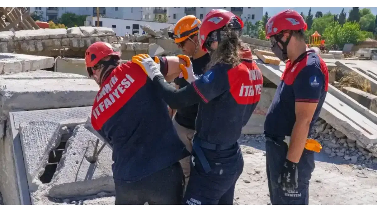 İzmir İtfaiyesi ağır arama kurtarmada güçleniyor