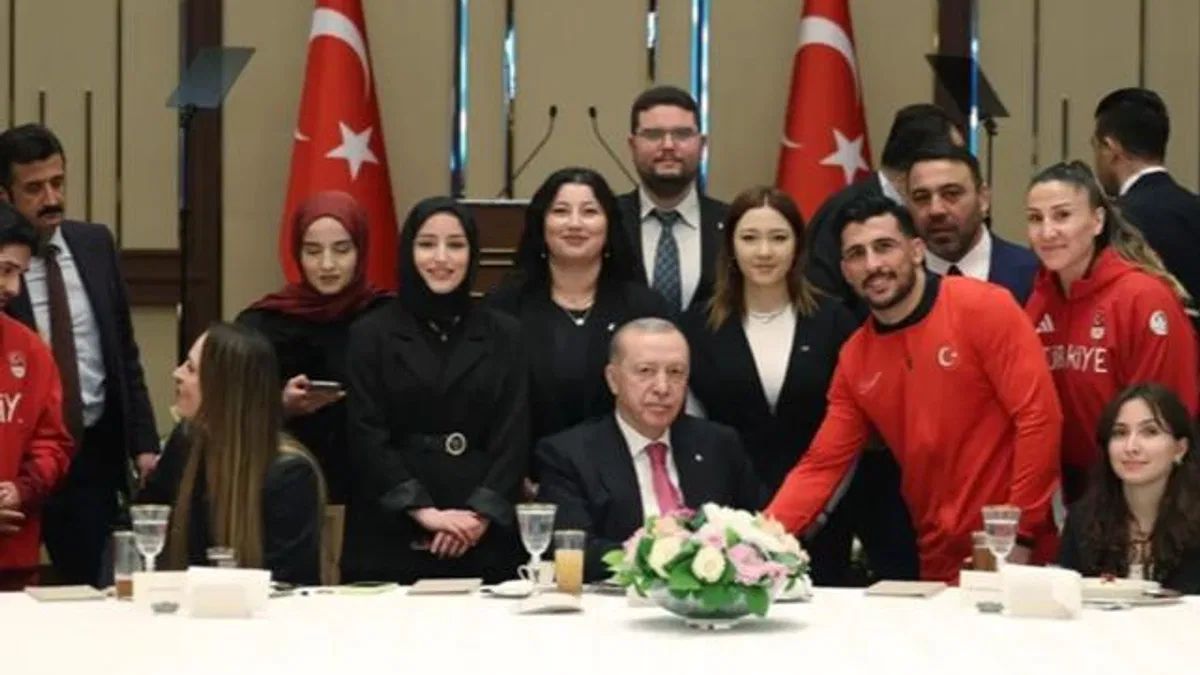 Cumhurbaşkanı Erdoğan: Türkiye'yi sizlerle bugünlere getirdik