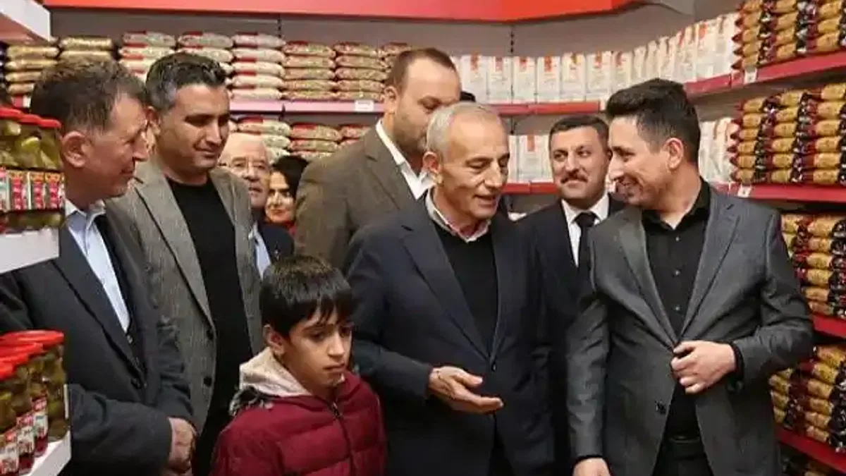 Küçükçekmece'de sosyal dayanışma iki yeni merkezle güçleniyor