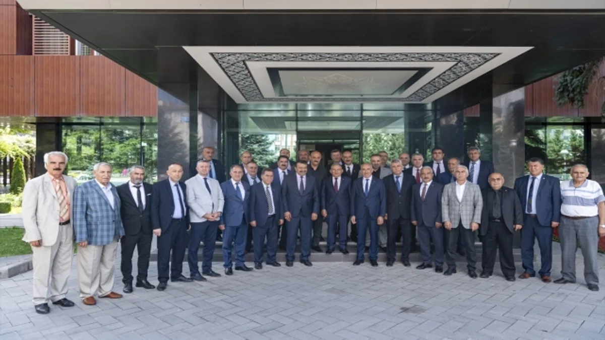 KESOB'a bağlı oda başkanlarından Büyükkılıç'a ziyaret