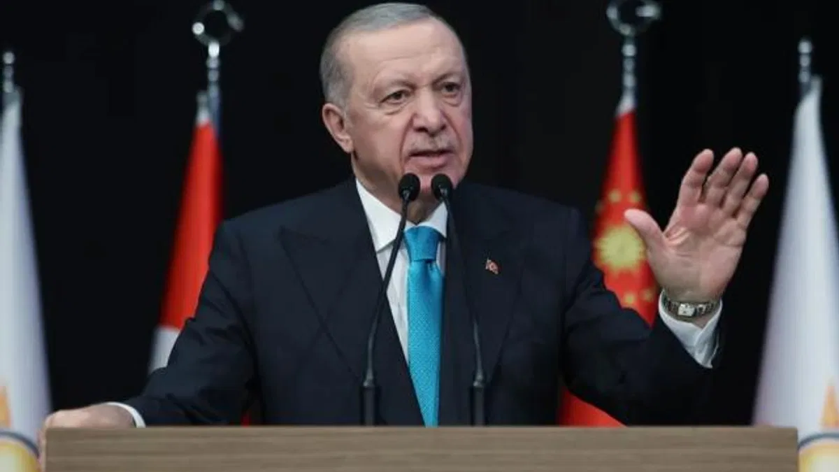 Erdoğan: CHP'den kaçış, yolsuzluk ve rüşvetten... AK Parti'ye katılımlar sürecek