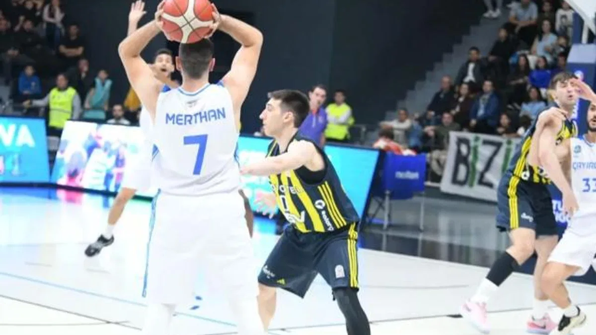 Çayırova potada Fenerbahçe Koleji’ni yendi