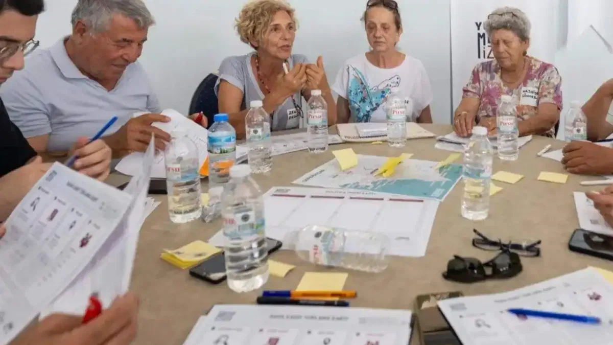 İzmir’de Yurttaş Meclisi dönemi başladı