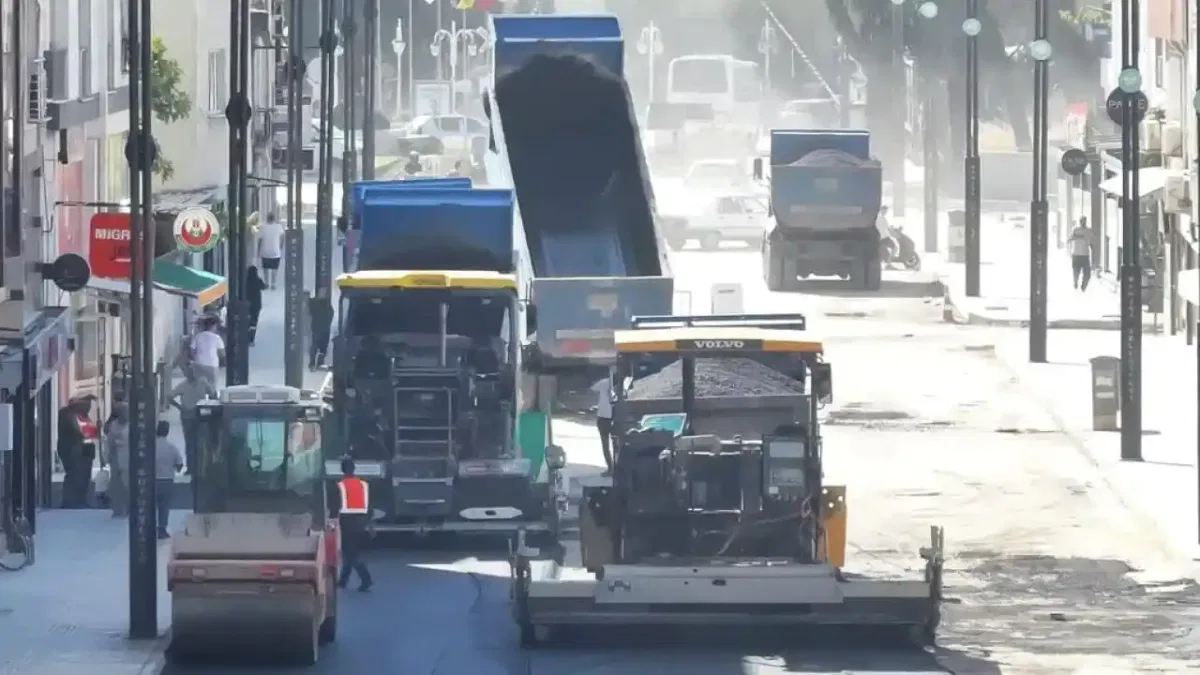 Manisa Saruhanlı'da asfalt seferberliği