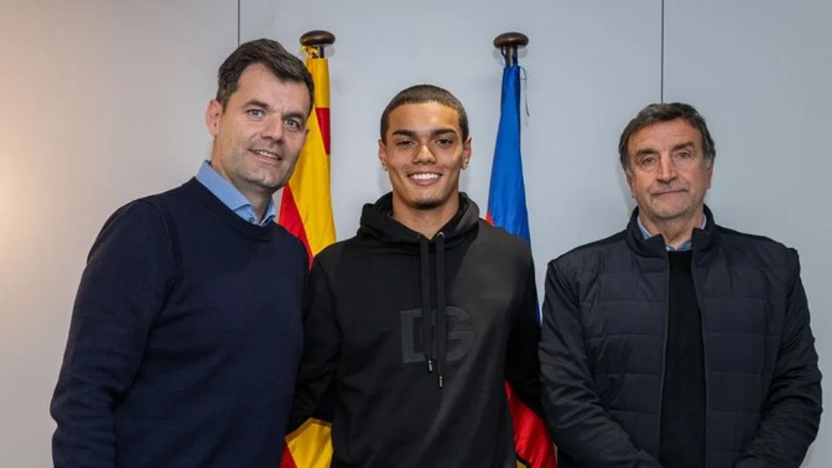 Barcelona Ronaldinho'nun oğlunu transfer etti!