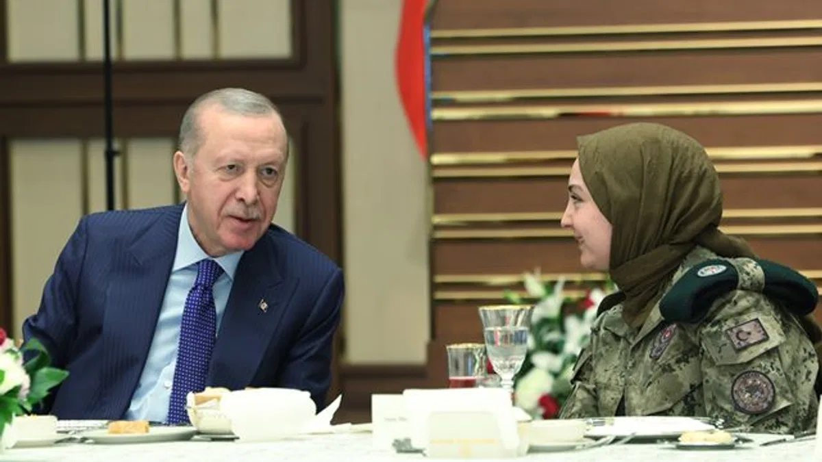Erdoğan: Türkiye güçlü geleceğe yürüyor