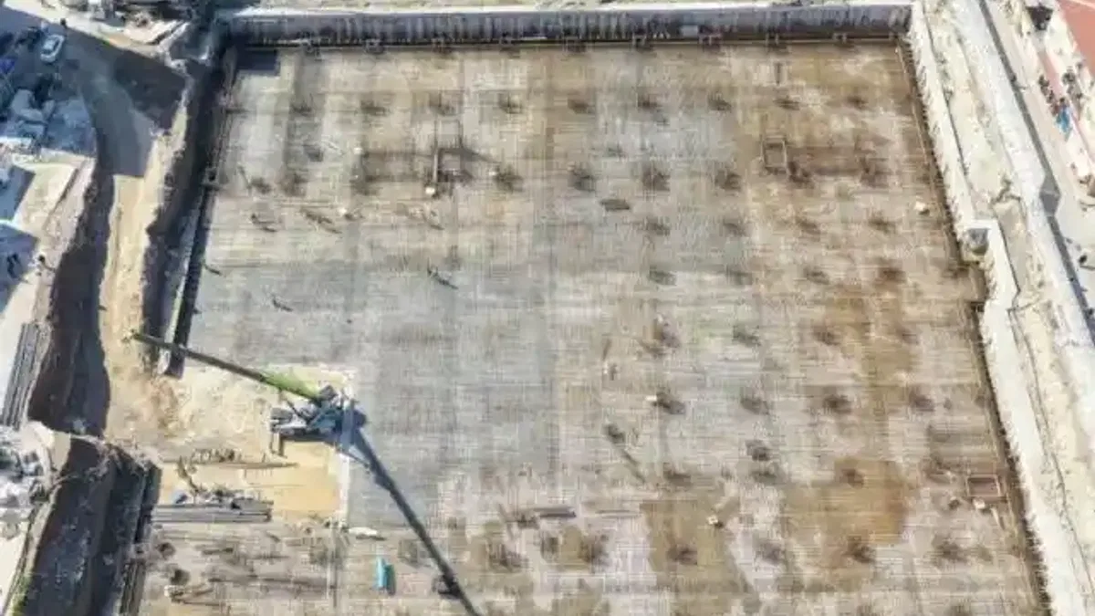 Eskişehir’de Kurtuluş Kapalı Pazar Yeri’nde çalışmalar hızla ilerliyor