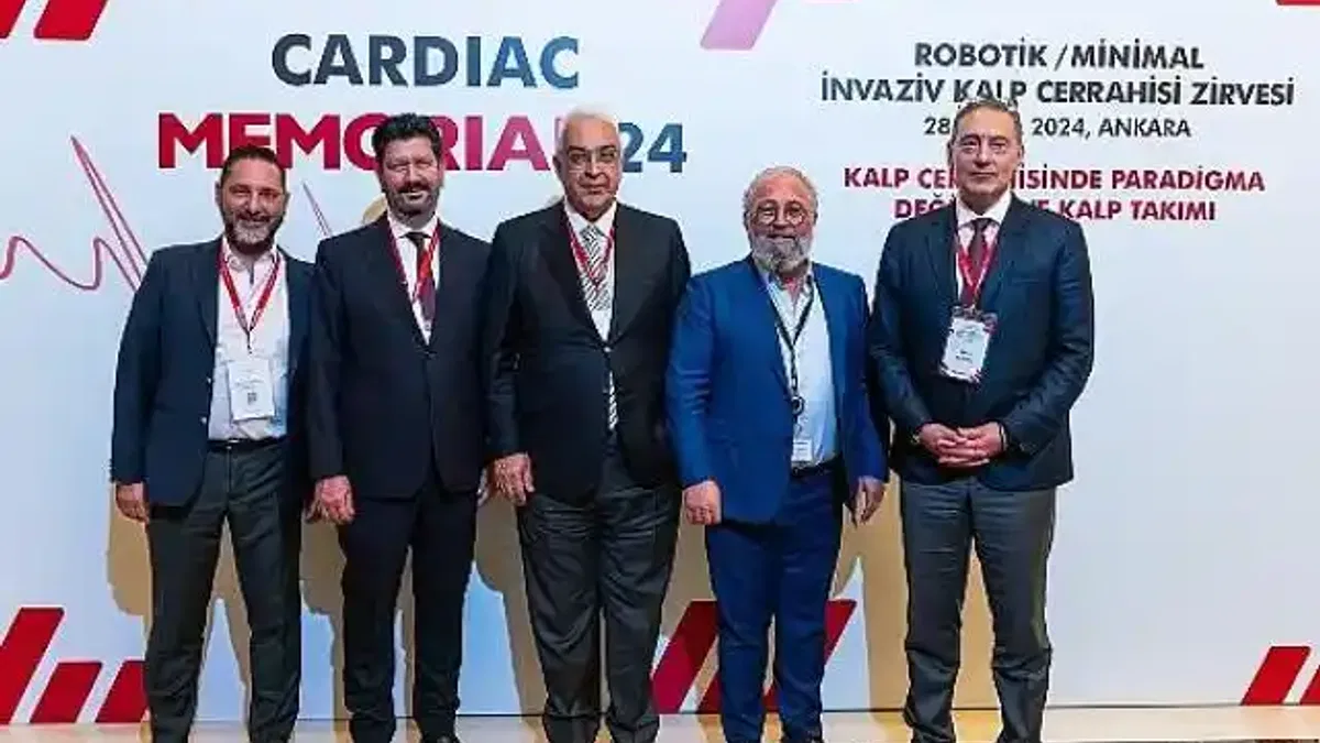 10 kalp hastasından 9'u küçük kesi ve robotik cerrahi ile iyileşebiliyor