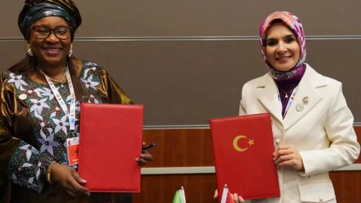 Bakan Göktaş, Sierra Leone ve Singapurlu Mevkidaşları ile  İş Birliği Mutabakat Zaptı İmzaladı