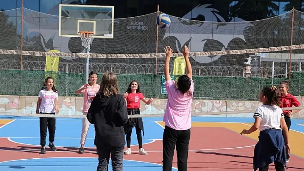 2022 yılında Kocaeli'de 106 okula pota