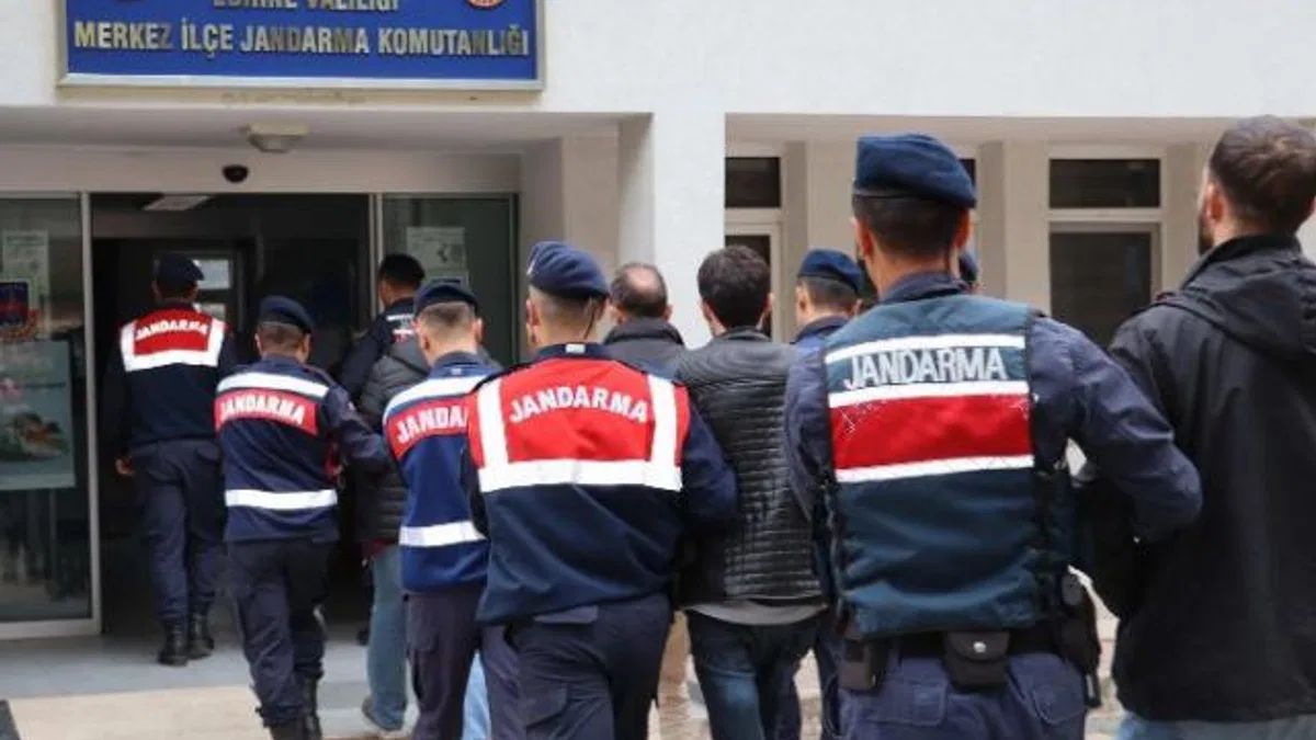 Edirne'de aranan 136 kişi yakalandı