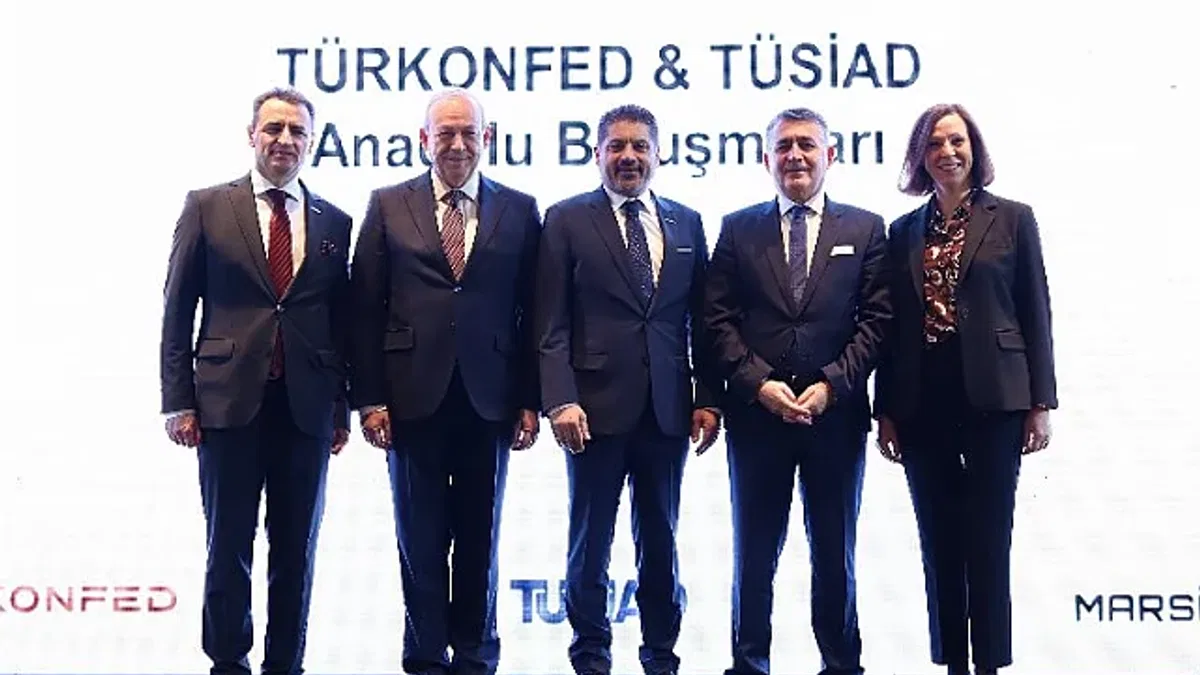 Bursa'da iş dünyası 2023'ün önceliklerini değerlendirdi