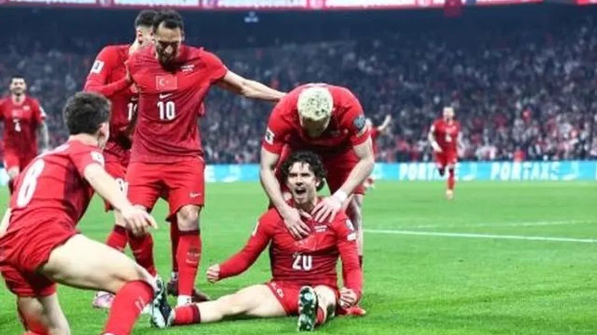 A Millilerden FIFA öncesi iki özel prova