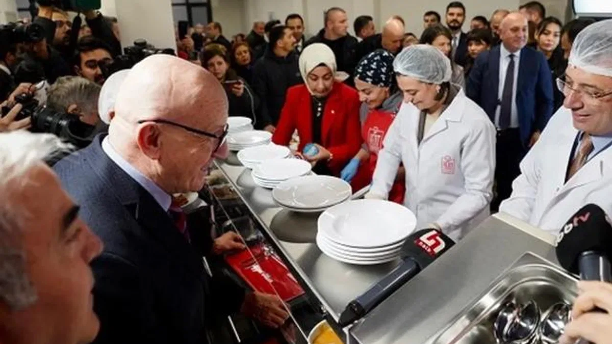 İstanbul Üsküdar'da kent lokantası açıldı