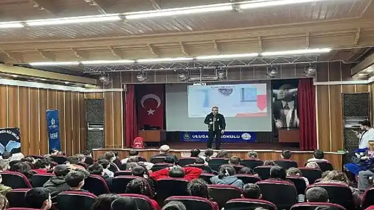 Büyükşehirden öğrencilere afet eğitimi