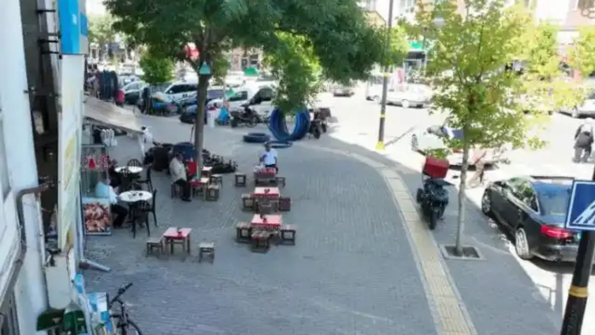 Sivas'ta kaldırım işgaline geçit yok