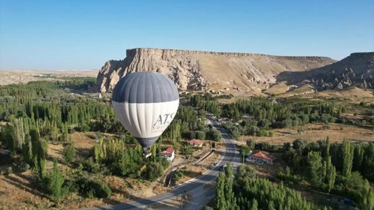 Ihlara Vadisi'nde balon turları yeniden başladı