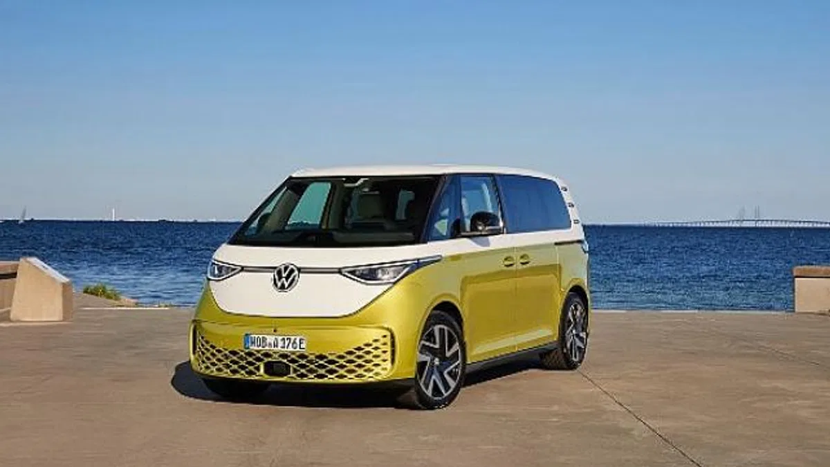 Volkswagen Ticari Araç, tamamen elektrikli ilk modeli ID.Buzz'ı satışa sundu