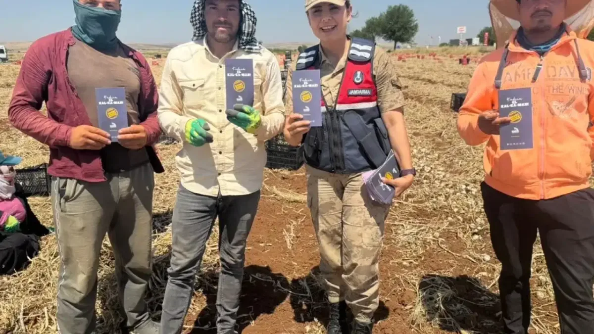 Şanlıurfa Jandarması'ndan KADES bilgilendirmesi