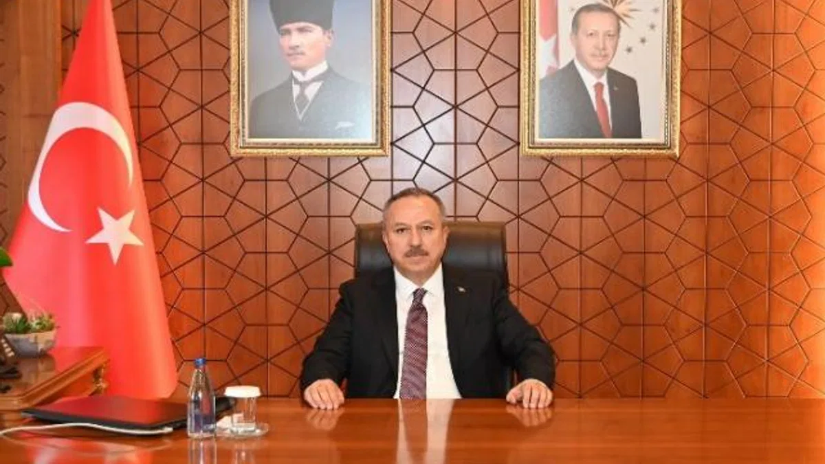 Vali Fidan'dan İstiklal Marşı'nın Kabulü ve Mehmet Akif Ersoy'u Anma Günü açıklaması