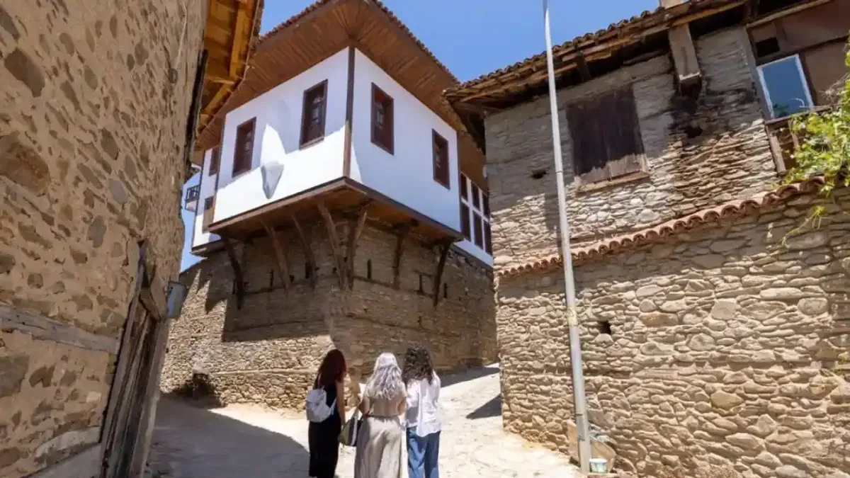 İzmir’in tarihi mirasına koruma kalkanı
