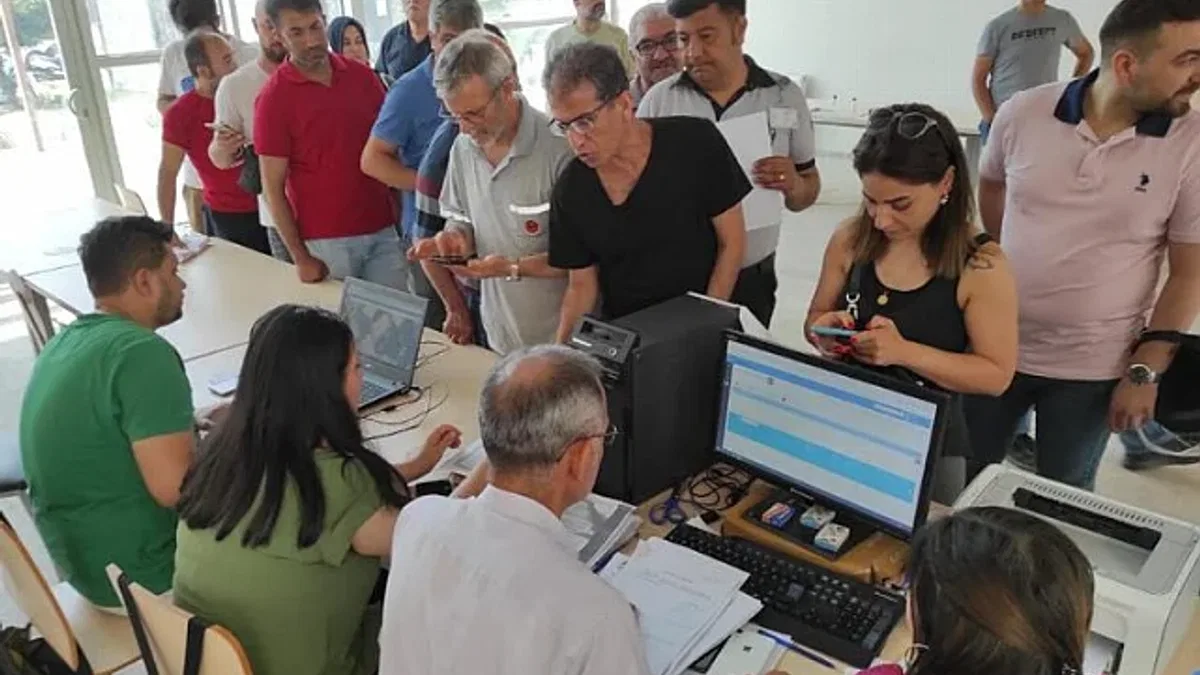 Hatay'da numarataj ekipleri hizmeti İskenderun'da sürdürüyor