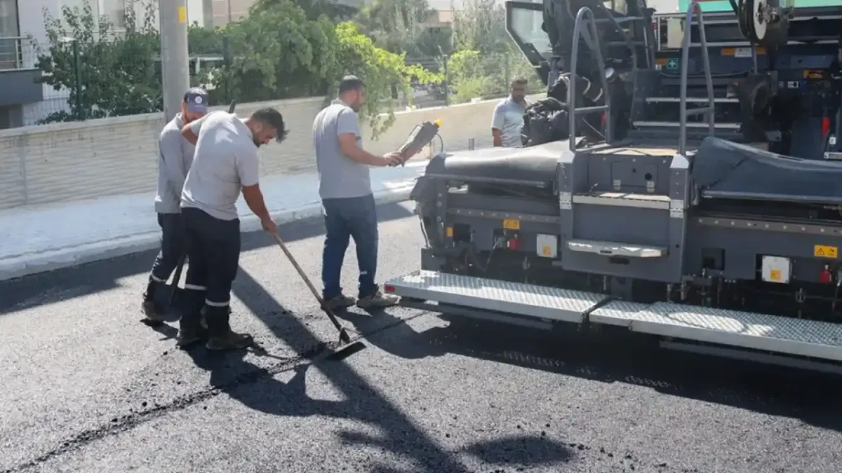 Selçuklu'da yol ve asfalt çalışmaları aralıksız sürüyor