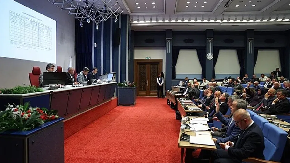 Kayseri Büyükşehir depremzedelerin yüreklerine 'su' serpti