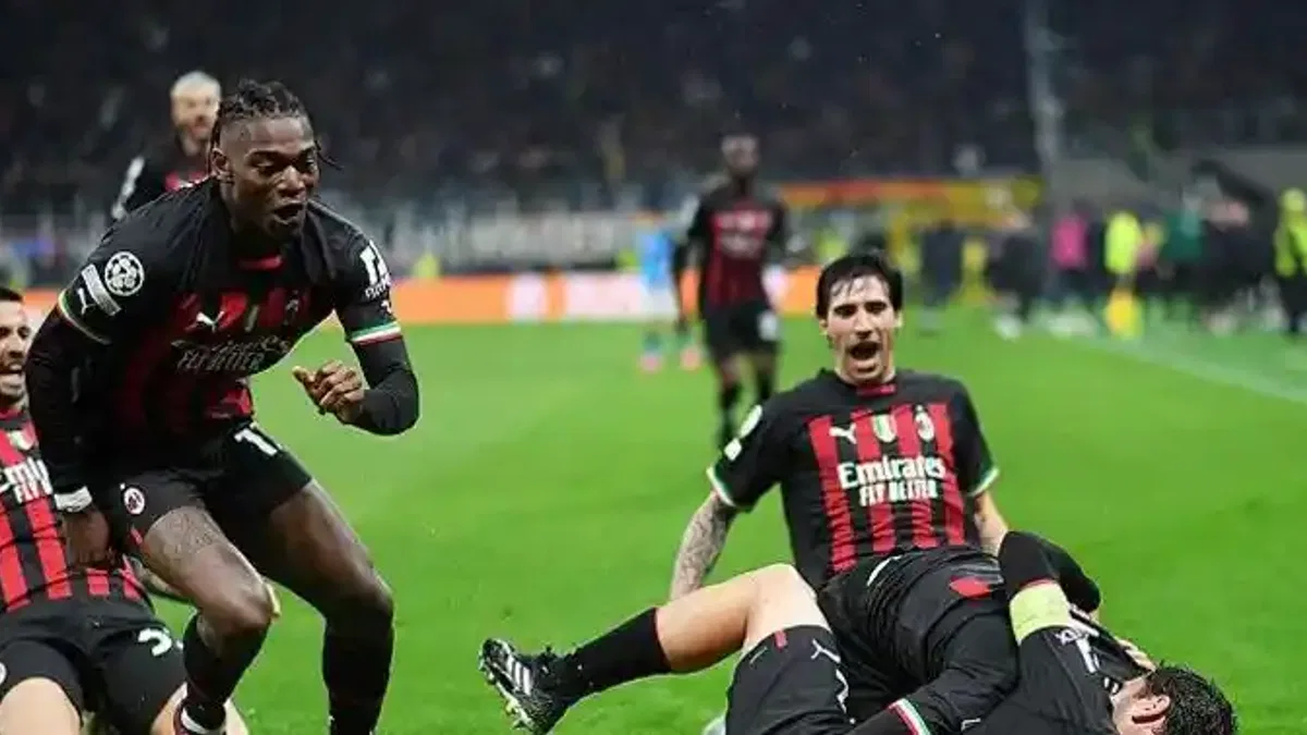 Milan Napoli 1-0 | Şampiyonlar Ligi maç sonucu