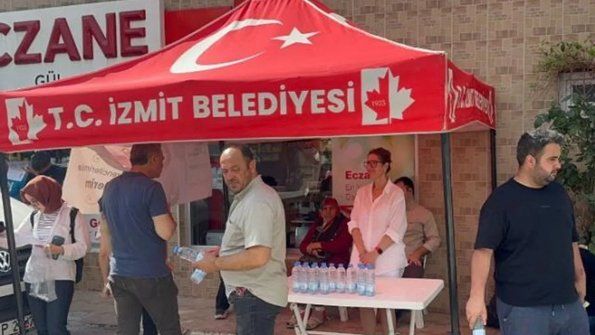 İzmit Belediyesi YKS adaylarının heyecanına ortak oldu