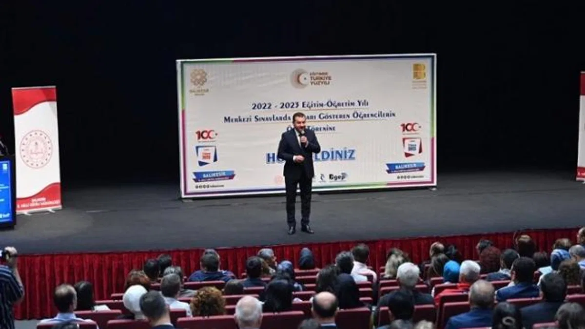 Üniversite sınavı ücretleri Başkan Yücel Yılmaz’dan