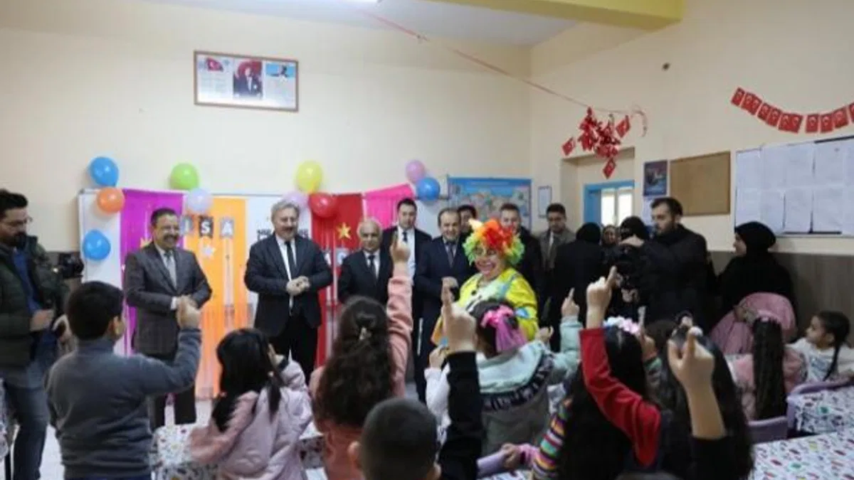 Miniklerin karne hediyesi Başkan Palancıoğlu'ndan